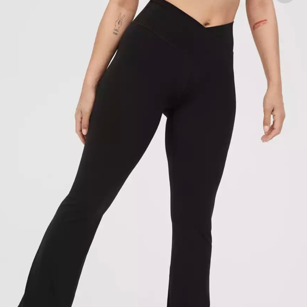 Aerie Offline Flared Legging